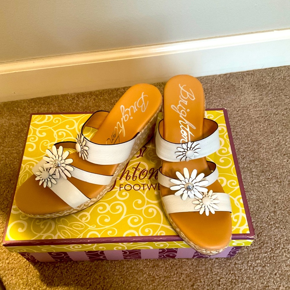 Brighton wedges